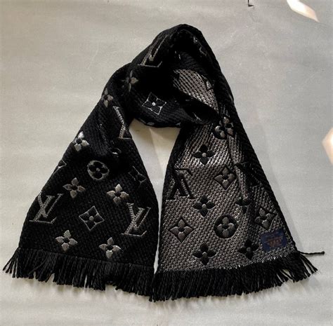 stampa louis vuitton bianca e nera|Louis Vuitton sciarpa.